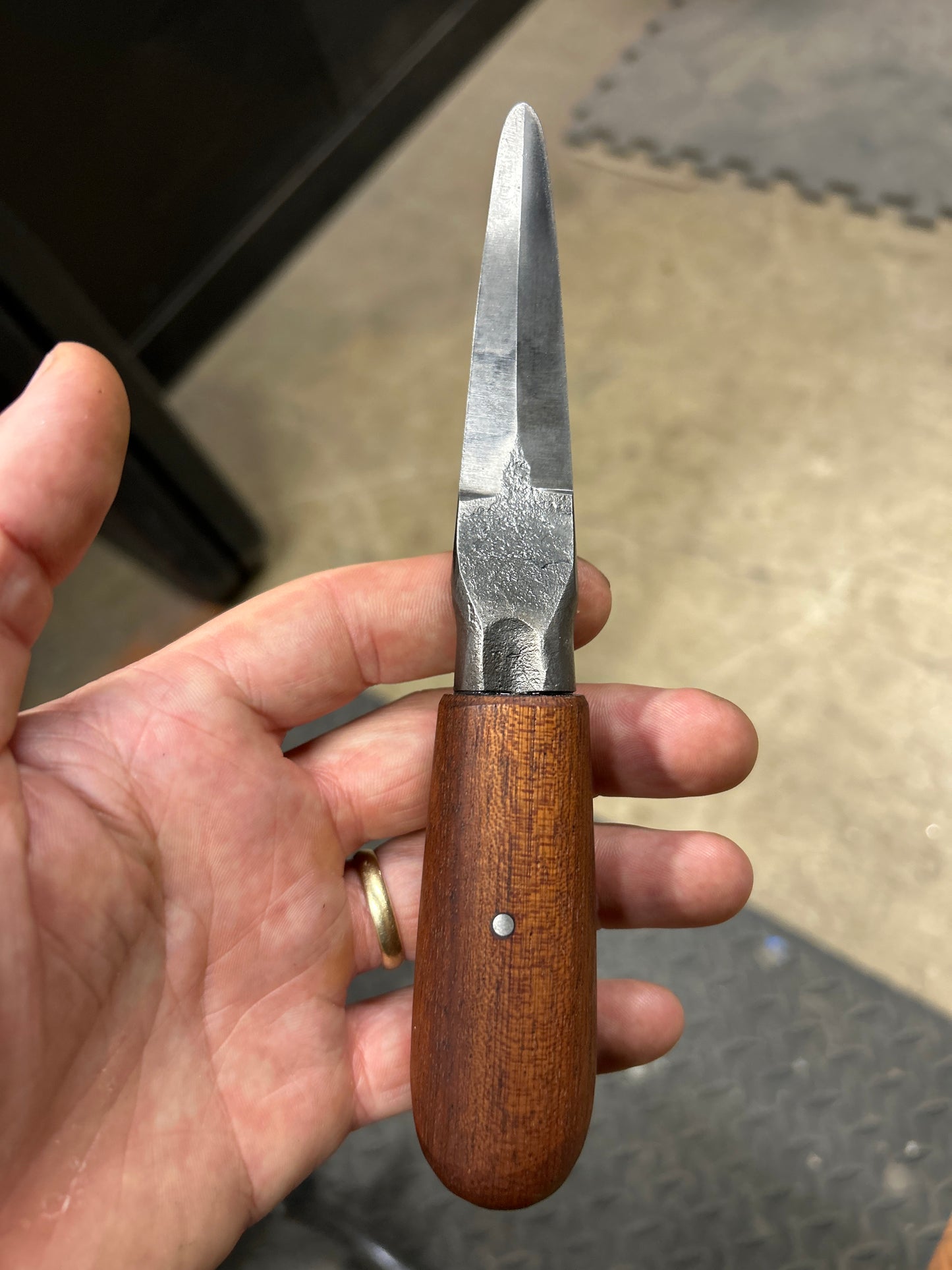 Forged Oyster
